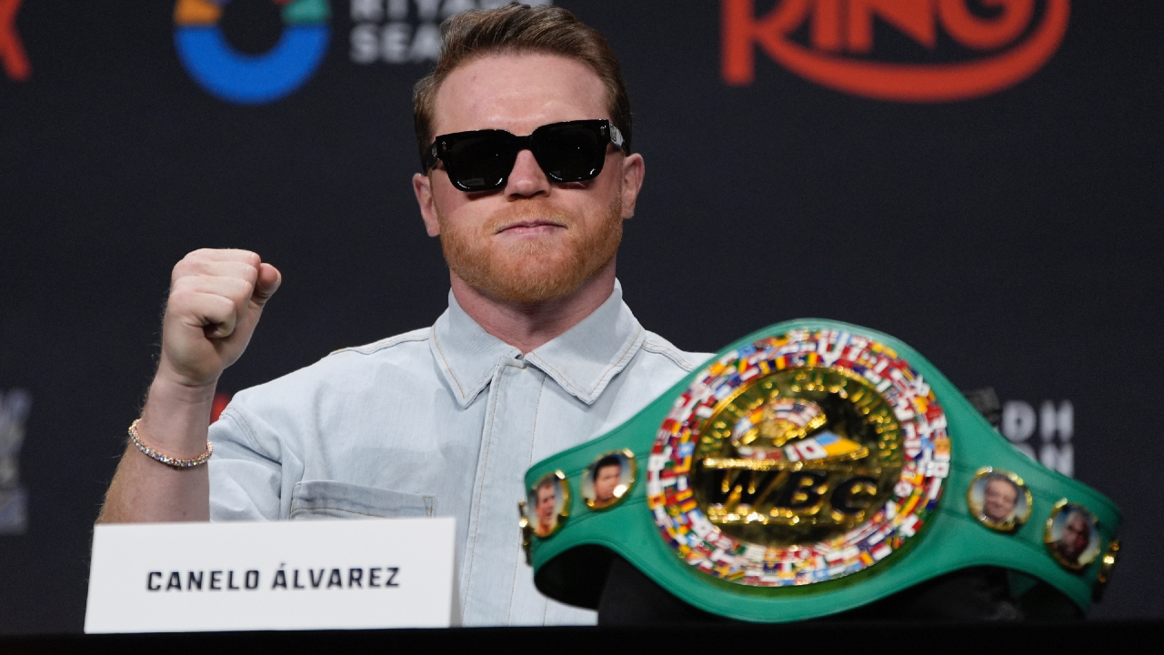 Alvarez embraces role as face of boxing ahead of challenge from Crawford